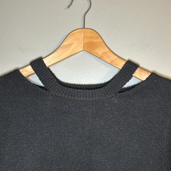 J Jason Wu Cutout Black Crewneck Sweater, Sz XS, Cotton Blend - Picture 3 of 8